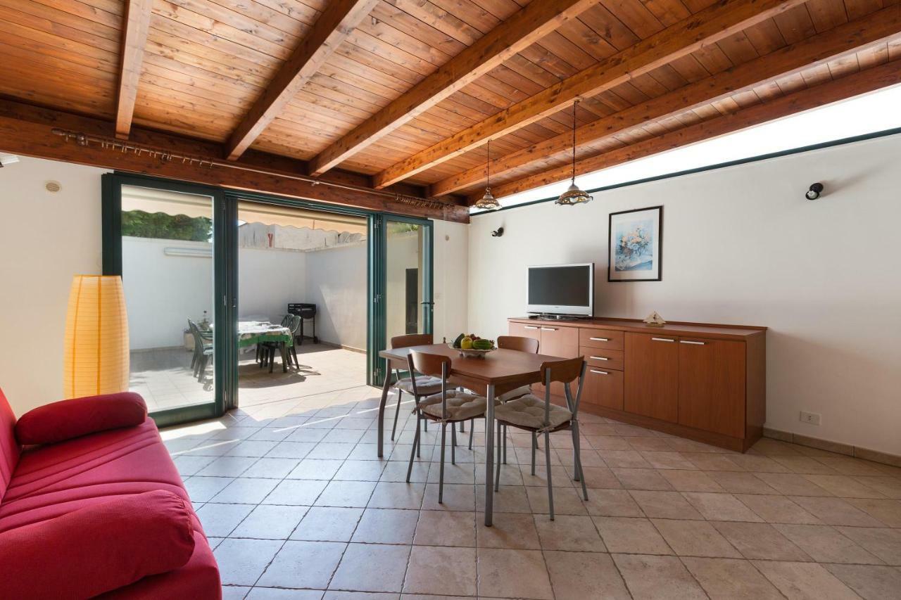 Villetta Cristal Sea Porto Cesareo Exterior foto